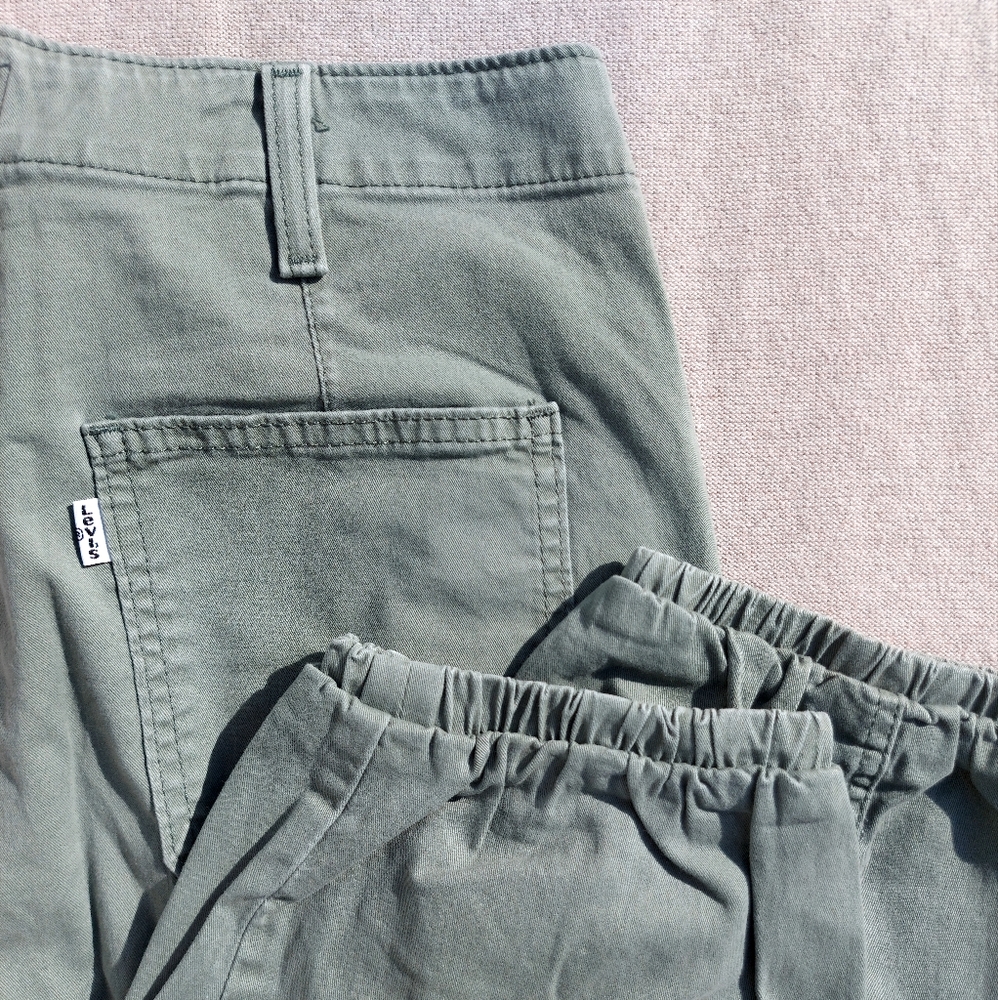 White Tab Levi's Olive Green Cargo Pants